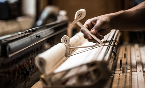 Music for the STEINWAY SPIRIO is recorded by measuring not only hammer strikes, but hammer velocity; not just pedaling but proportional pedaling. The result? Delicate arpeggios, soft trills and thundering fortissimos. Every nuance of a live performance, reproduced with unparalleled precision.